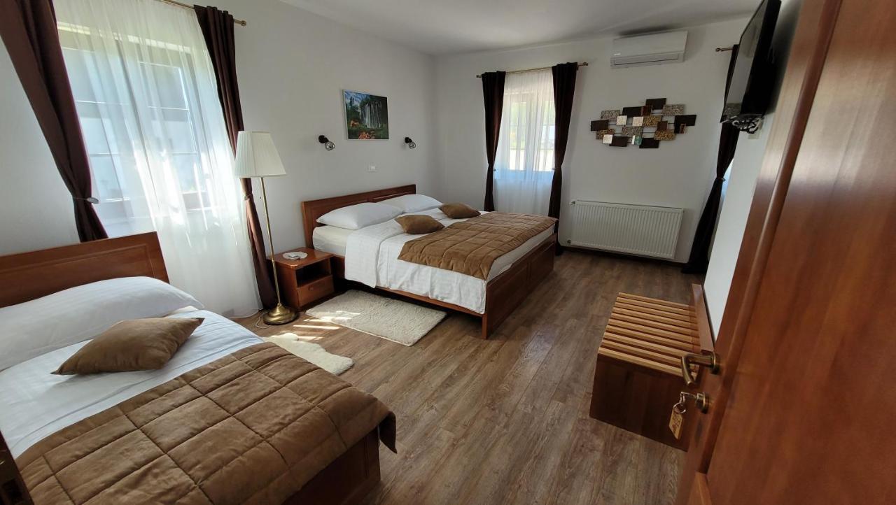 B&B Plitvice Lakes Villa Mija Plitvica selo Exteriör bild
